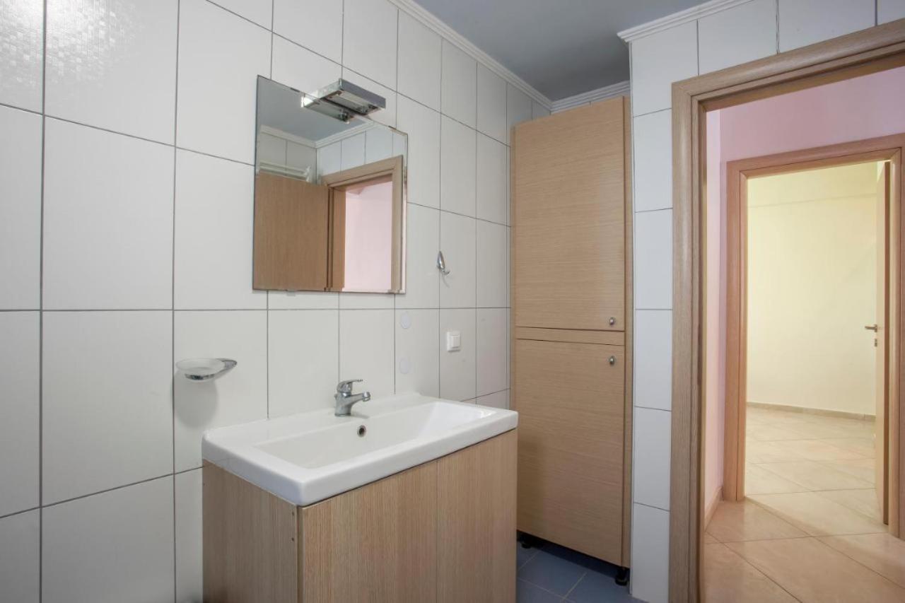 Sea La Vie Apartment Hanioti Bagian luar foto